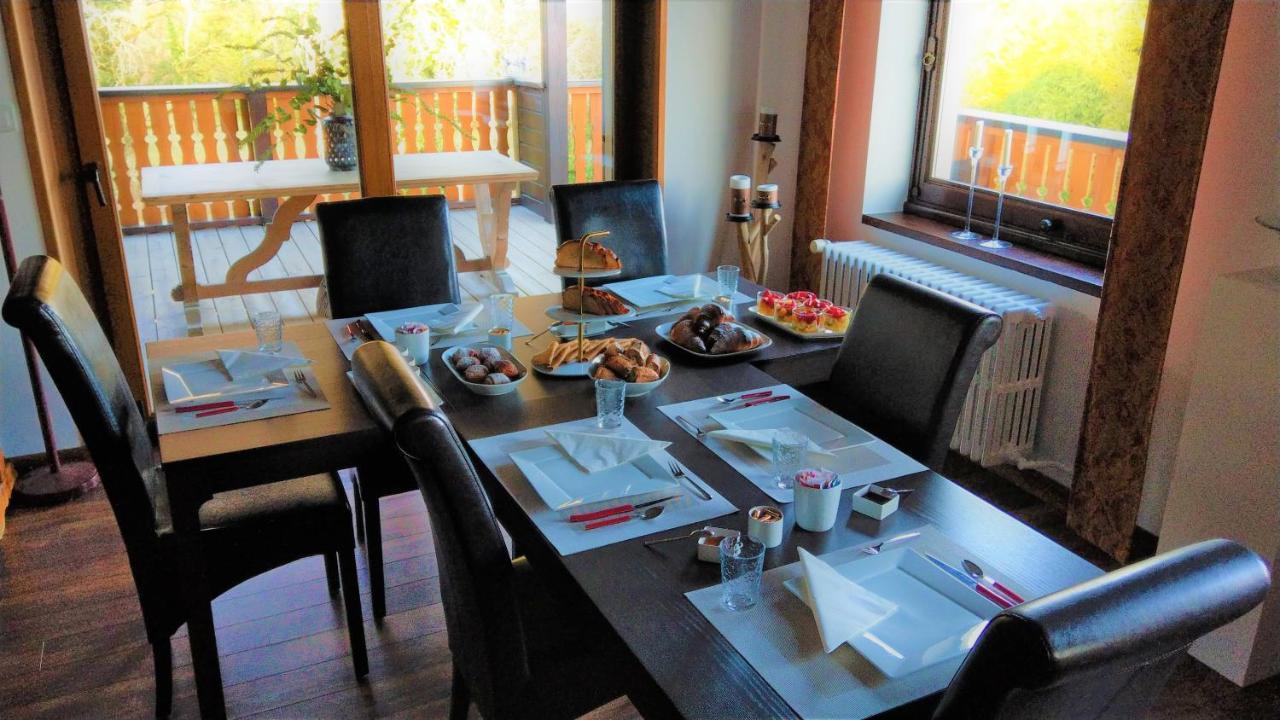 Domaine De L'Olifant Bed & Breakfast Champanges ภายนอก รูปภาพ