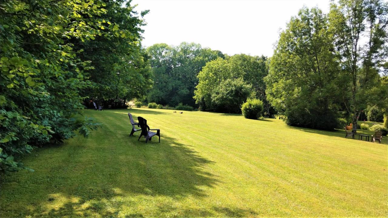 Domaine De L'Olifant Bed & Breakfast Champanges ภายนอก รูปภาพ