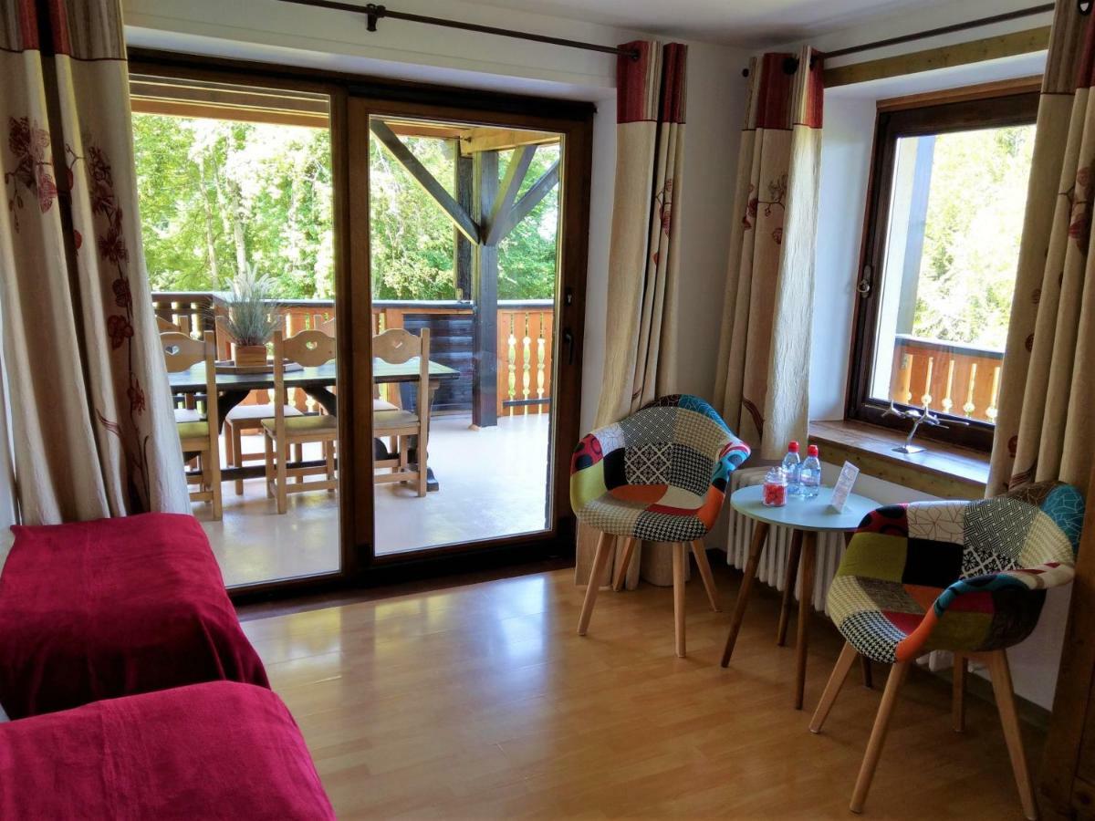 Domaine De L'Olifant Bed & Breakfast Champanges ภายนอก รูปภาพ